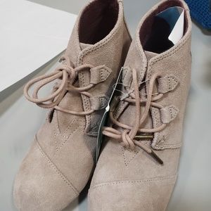 Toms suede wedge booties
